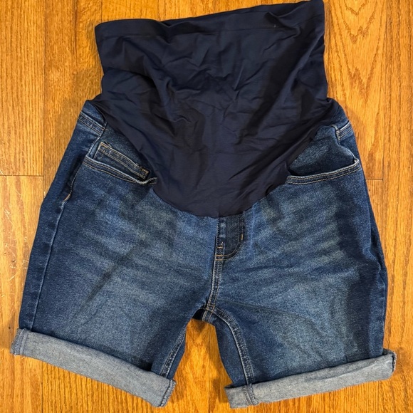 Time and Tru Maternity Denim Shorts with Navy Waistband Women’s Size S - Picture 1 of 5